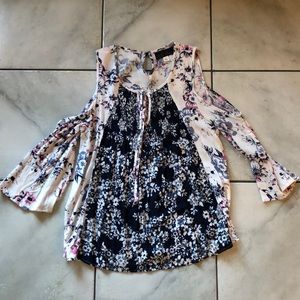 Francesca’s open sleeve shirt